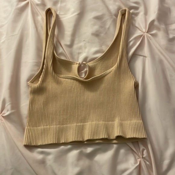 Tilly’s tank - Picture 2 of 2